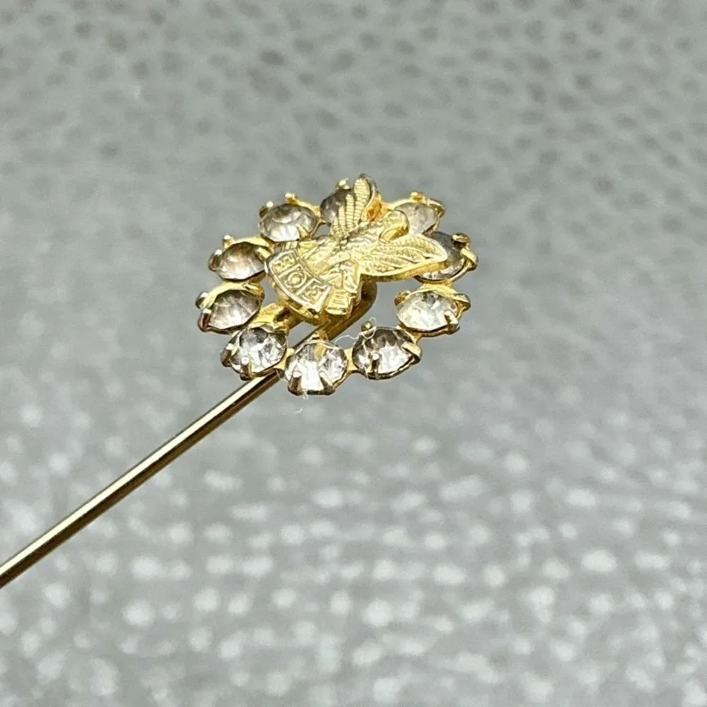 Vintage FOE Fraternal Order of Eagles Rhinestone‎ Gold Tone Stick Pin 2.5 Inch
